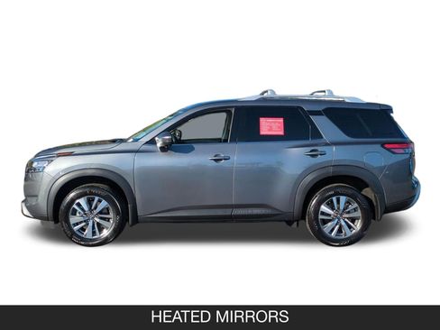Used 2025 Nissan Pathfinder SL AWD/4WD image 5