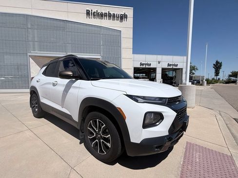 Used 2021 Chevrolet TrailBlazer ACTIV w/ Sun and Liftgate Package FWD image 4