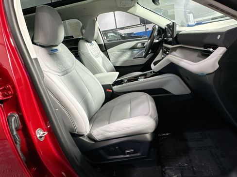 New 2026 Ford Explorer Platinum w/ LUX Leather Package image 36