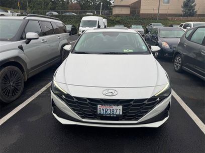 Used 2021 Hyundai Elantra Limited w/ Cargo Package