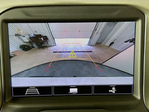 Used 2020 Chevrolet Silverado 1500 LT Trail Boss image 13