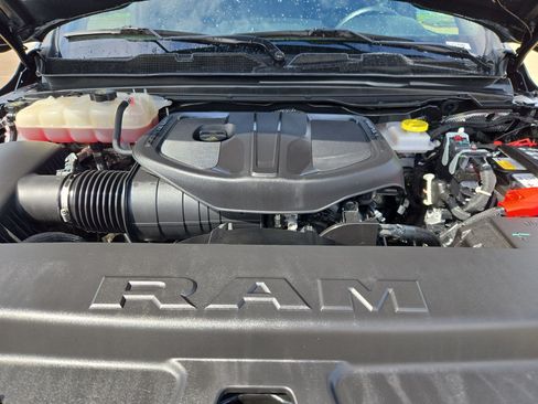 Used 2025 RAM 1500 Classic Warlock AWD/4WD image 32