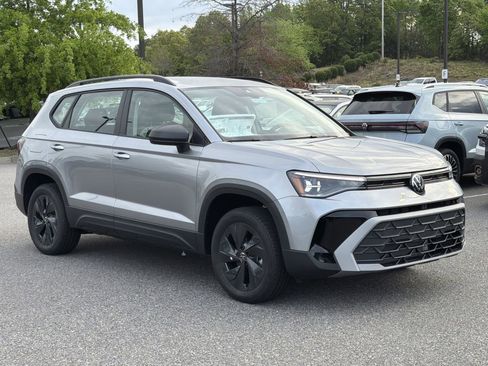 New 2026 Volkswagen Taos S FWD image 7