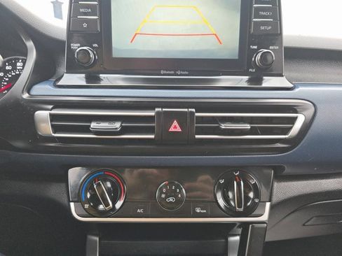 Used 2021 Kia Seltos S image 17