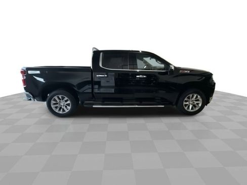 Used 2022 Chevrolet Silverado 1500 LTZ image 9
