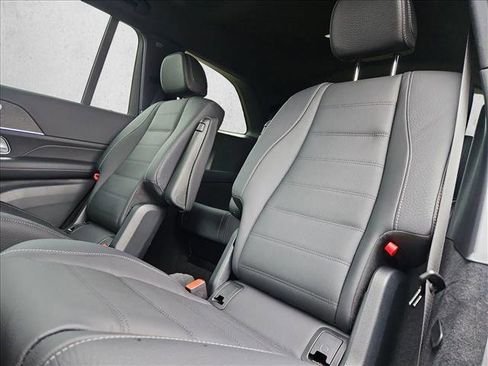 New 2026 Mercedes-Benz GLS 450 4MATIC image 16