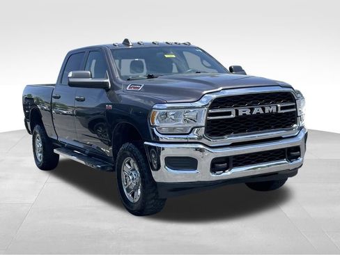 Used 2021 RAM 2500 Tradesman AWD/4WD image 3