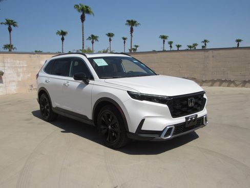 Used 2023 Honda CR-V Sport Touring image 2