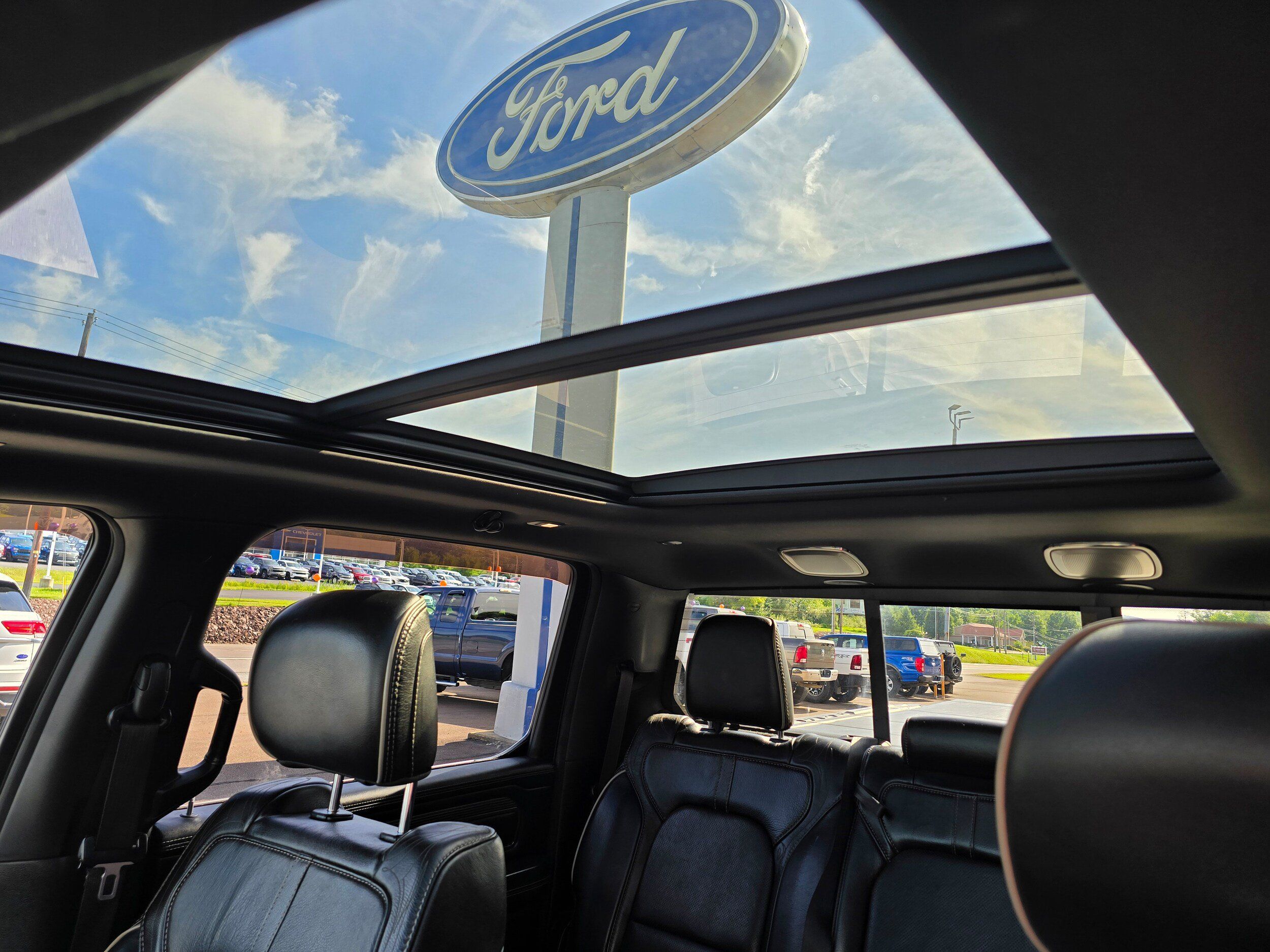 Used 2020 RAM 1500 Limited AWD/4WD image 14