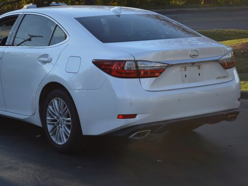 Used 2016 Lexus ES 350 image 3