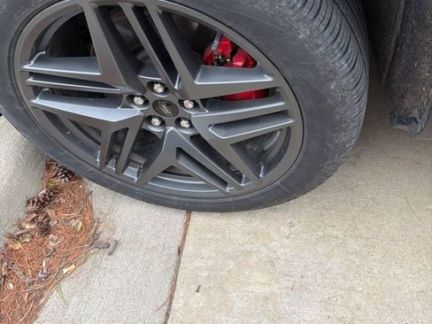 Used 2025 Ford Explorer ST-Line w/ Premium Package image 17