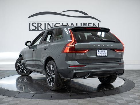 New 2026 Volvo XC60 B5 Plus AWD/4WD image 28