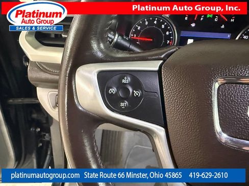 Used 2020 GMC Acadia SLT FWD image 16