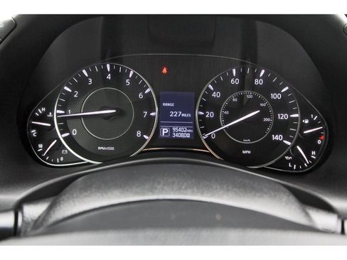 Used 2017 Nissan Armada Platinum RWD image 18