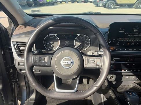 Used 2021 Nissan Rogue SL w/ Premium Package image 44