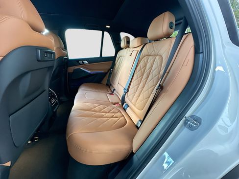 Certified 2023 BMW X5 sDrive40i w/ Parking Assistance Package image 26