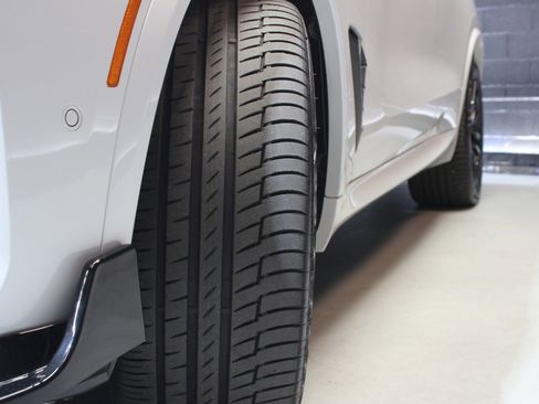 Used 2025 BMW X5 xDrive40i w/ M Sport Package image 23