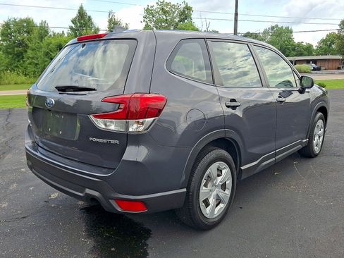 Used 2022 Subaru Forester AWD/4WD image 24