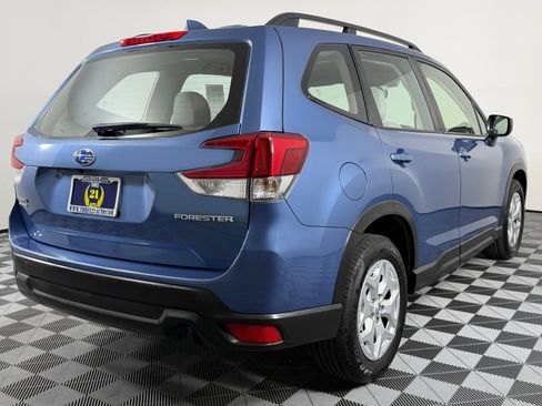 Used 2021 Subaru Forester AWD/4WD image 8
