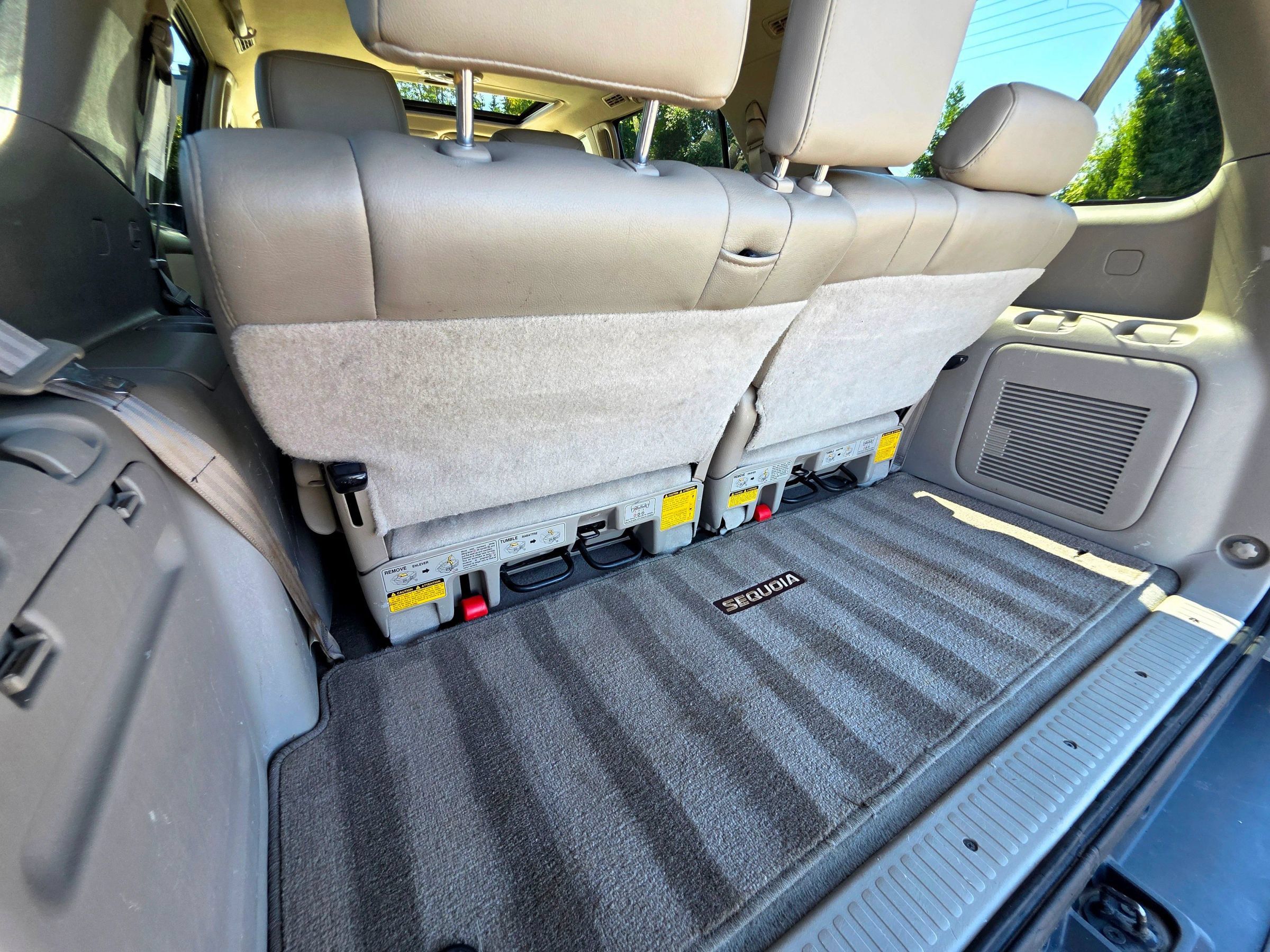 Used 2007 Toyota Sequoia SR5 AWD/4WD image 54