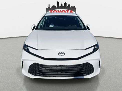 New 2026 Toyota Camry LE image 8
