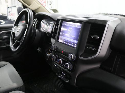 Used 2020 RAM 1500 Big Horn AWD/4WD image 28
