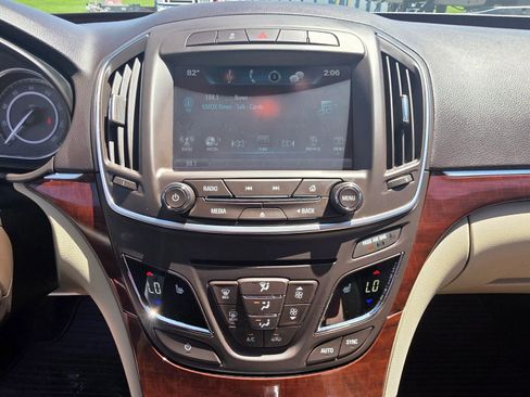 Used 2016 Buick Regal FWD image 18
