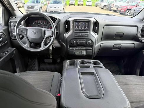 Used 2021 Chevrolet Silverado 1500 Custom Trail Boss AWD/4WD image 16