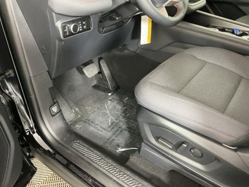 New 2026 Ford Explorer Active image 15