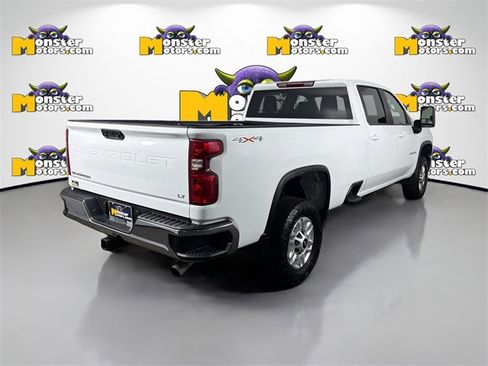 Used 2024 Chevrolet Silverado 2500 LT image 5