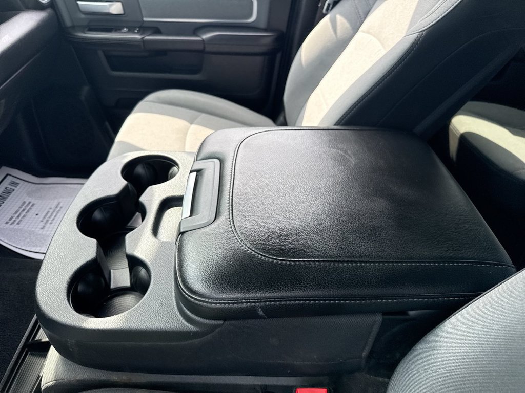 Used 2022 RAM 2500 Big Horn AWD/4WD image 25