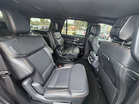 New 2026 Ford Expedition Tremor image 25