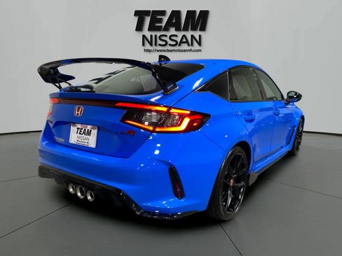 Used 2023 Honda Civic Type R image 8