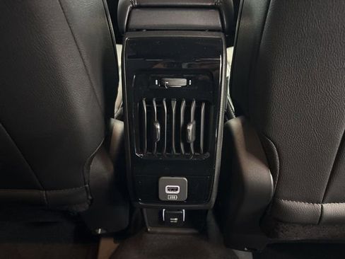 New 2026 Jeep Compass Limited image 24