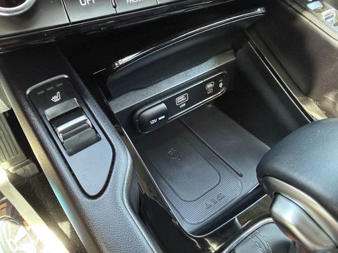 Used 2025 Kia Telluride S AWD/4WD image 21