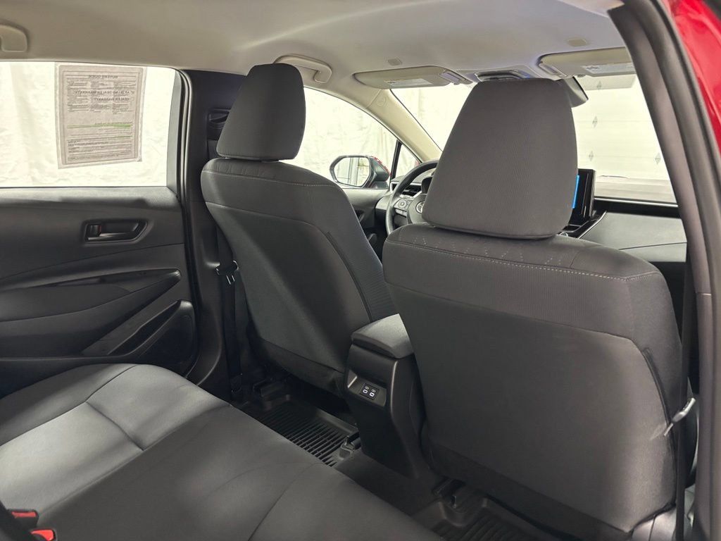 Used 2026 Toyota Corolla LE FWD image 53