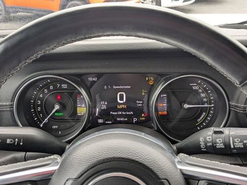 Used 2023 Jeep Wrangler Unlimited Sahara w/ Cold Weather Group AWD/4WD image 30