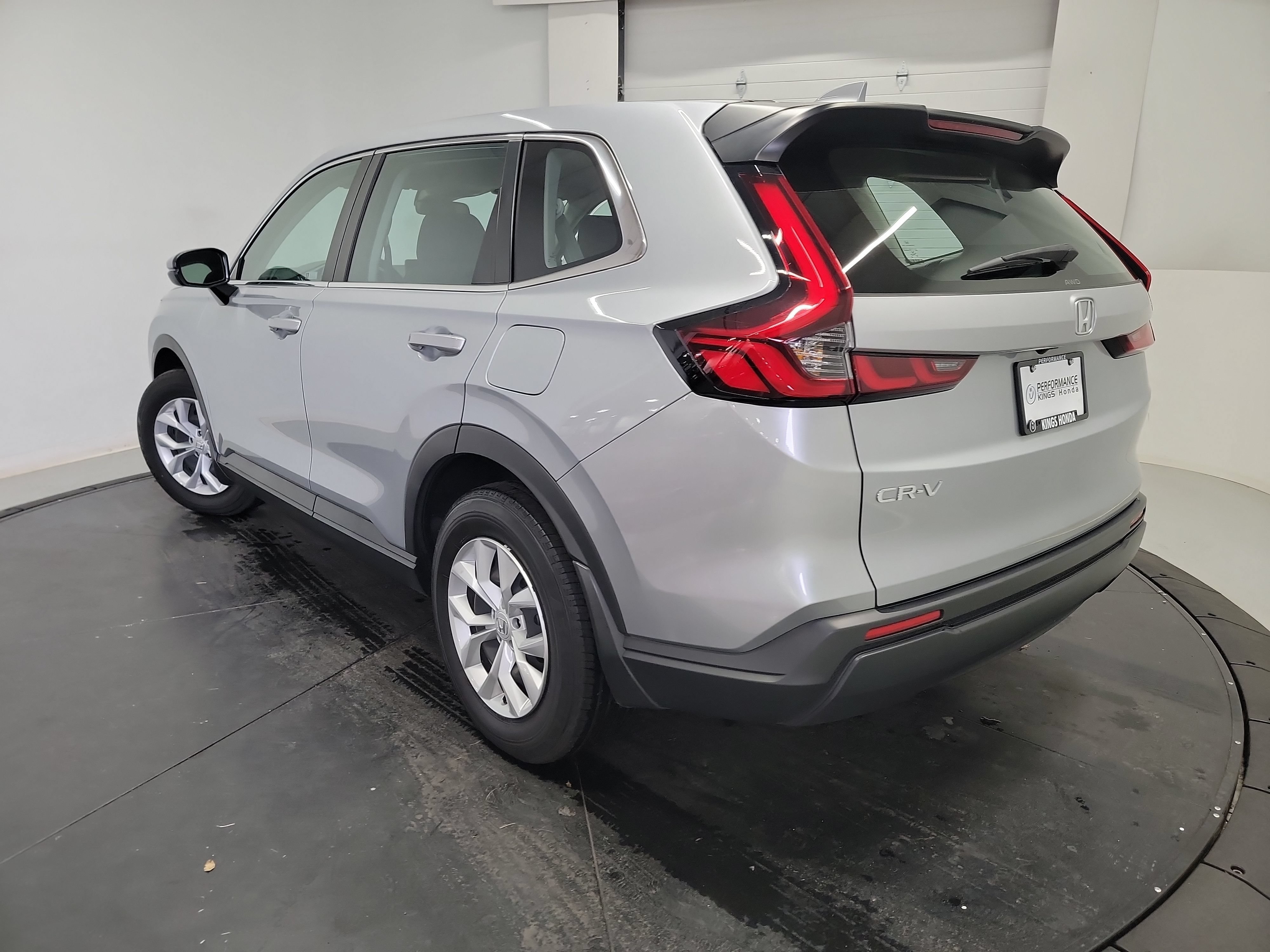 Used 2024 Honda CR-V LX image 6