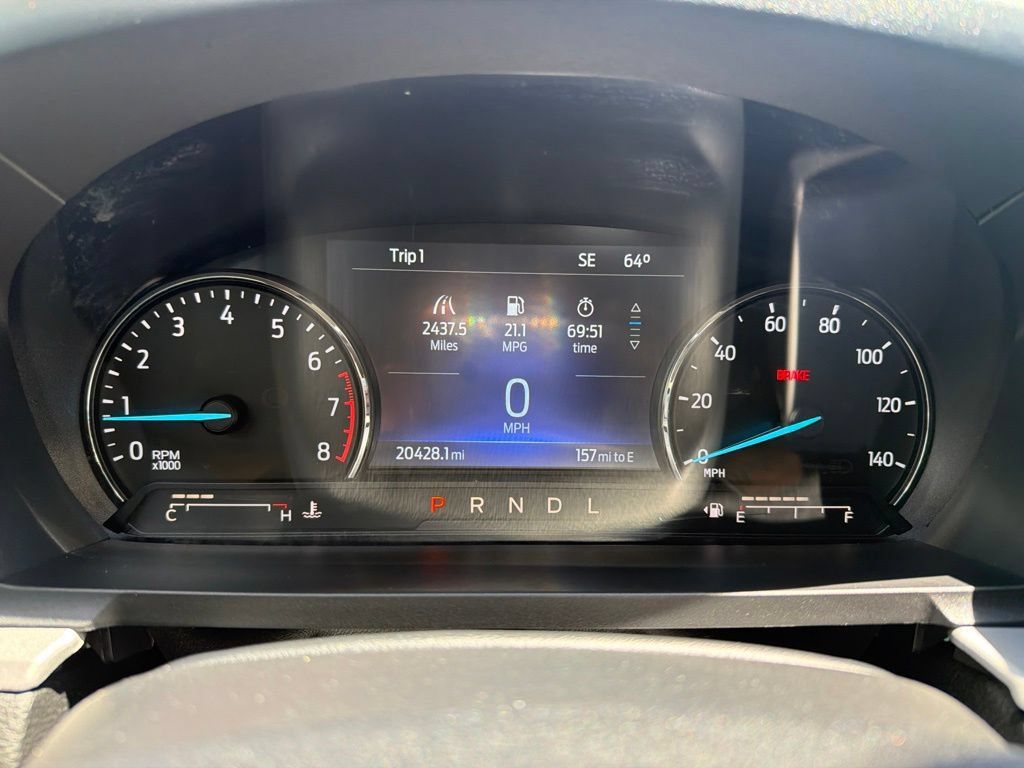 Used 2023 Ford Explorer XLT AWD/4WD image 28