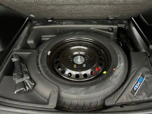 Used 2023 Jeep Grand Cherokee 4WD 4xe image 36