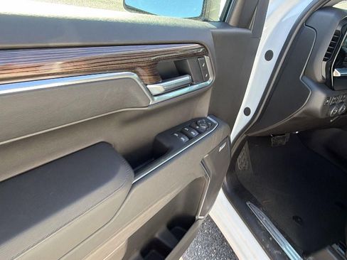 New 2026 Chevrolet Silverado 1500 RST AWD/4WD image 12