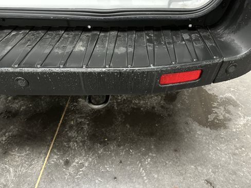 Used 2023 Ford Transit 350 XLT image 15