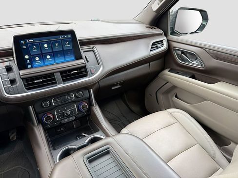 Used 2022 Chevrolet Tahoe Z71 image 23