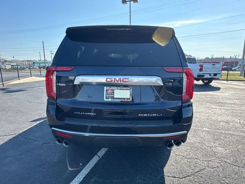 Used 2023 GMC Yukon XL Denali image 7