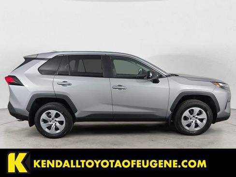 Certified 2025 Toyota RAV4 LE AWD/4WD image 6