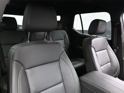 Used 2023 Chevrolet Traverse LT w/ LT Premium Package image 28