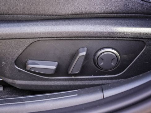 New 2026 Hyundai Elantra Limited FWD image 22