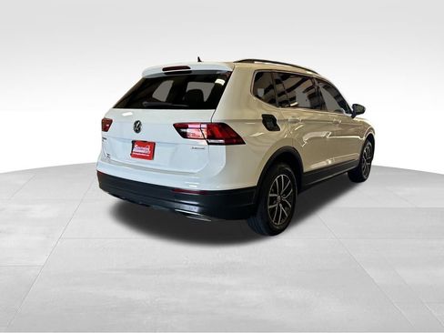 Used 2019 Volkswagen Tiguan SE image 8