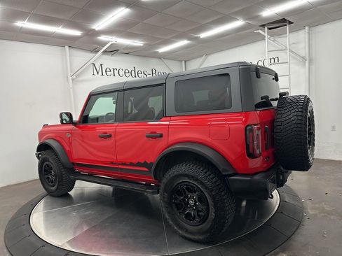 Used 2024 Ford Bronco Wildtrak image 5