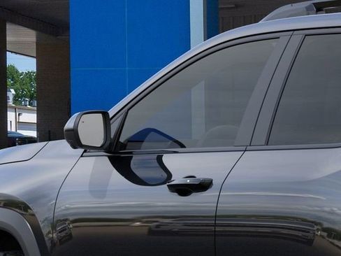 New 2026 Chevrolet Equinox ACTIV image 12